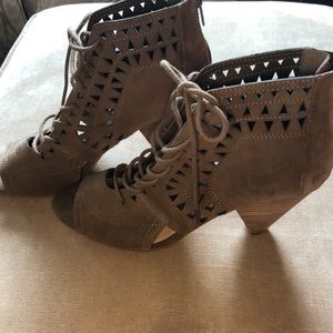 Vince Camuto boots